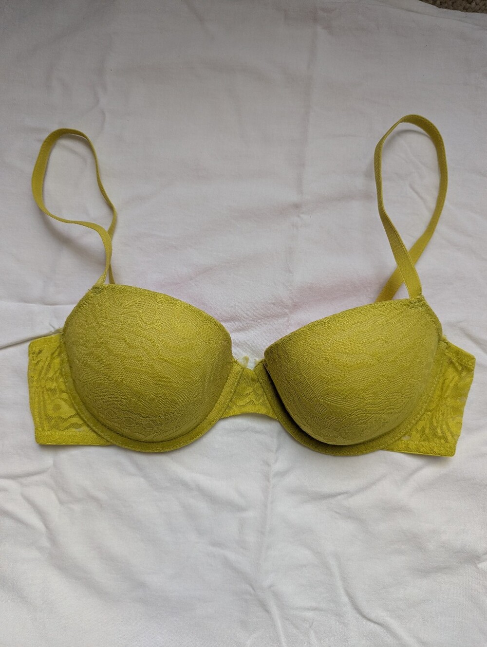 La Senza Remix Lightly Lined Demi Bra 34C Chartreuse Colour